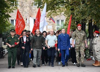 День освобождения Дебальцево: Память о героях и благодарность ветеранам День освобождения Дебальцево: Память о героях и благодарность ветеранам