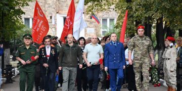 День освобождения Дебальцево: Память о героях и благодарность ветеранам День освобождения Дебальцево: Память о героях и благодарность ветеранам