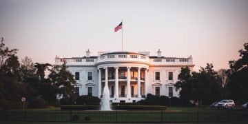 В США готовы к переговорам об окончании СВО с потерей территорий Украины