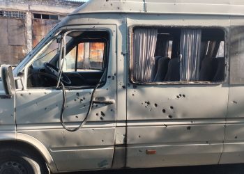 Украинский дрон уничтожил городской автобус в Горловке Украинский дрон уничтожил городской автобус в Горловке