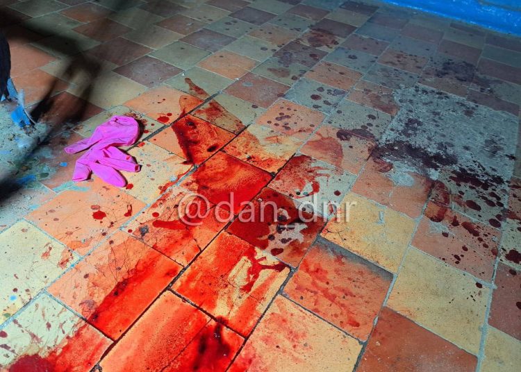 Неизвестный мужчина устроил кровавую резню в Киевском районе Донецка Неизвестный мужчина устроил кровавую резню в Киевском районе Донецка