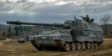 Украинские боевики не могут использовать переданные Германией САУ Pzh-2000