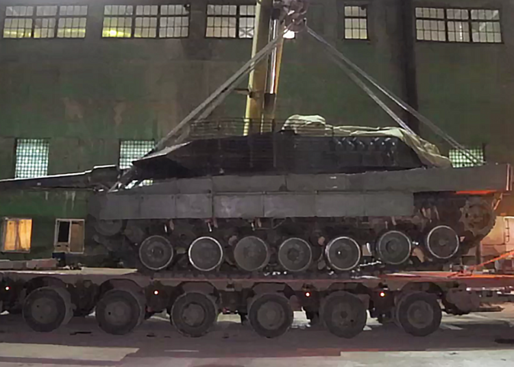 Танк Леопард, подбитый в зоне СВО, доставили на «Уралвагонзавод» для изучения