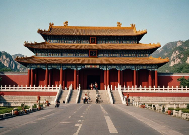 Китай призывает к мирным переговорам и осуждает эскалацию конфликта Китай призывает к мирным переговорам и осуждает эскалацию конфликта