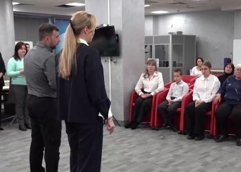 Денис Пушилин наградил подростков за мужественные поступки в экстремальных ситуациях