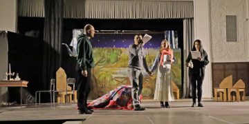 Возрождение сцены и классики: премьера «Ревизора» в Мариупольском драмтеатре