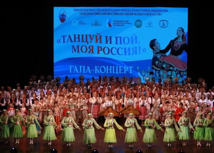 Донецкие коллективы выступят в Государственном Кремлевском Дворце Донецкие коллективы выступят в Государственном Кремлевском Дворце