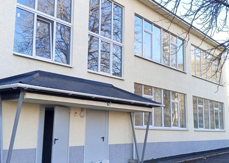 В Мариуполе восстанавливают спортивные школы для юных спортсменов