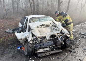 Лобовое столкновение в ДНР: один погибший, второй чудом остался жив Лобовое столкновение в ДНР: один погибший, второй чудом остался жив