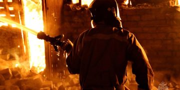 На пожарах в ДНР погибли три человека за сутки