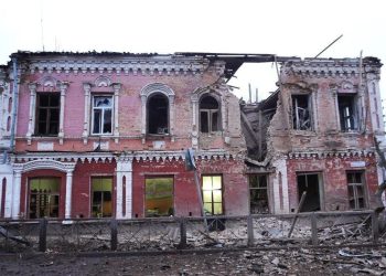 Более 15 культурных объектов в Рыльске пострадали от удара ВСУ