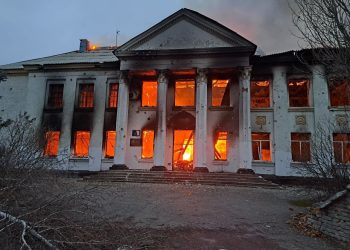 ВСУ атаковали школу в Новой Каховке: здание уничтожено