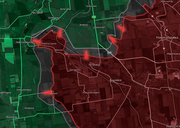 Российские войска продвигаются к Мирнограду и Шевченко Российские войска продвигаются к Мирнограду и Шевченко