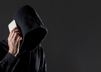 Мошенники пугают жителей Донецка звонками от имени близких Мошенники пугают жителей Донецка звонками от имени близких