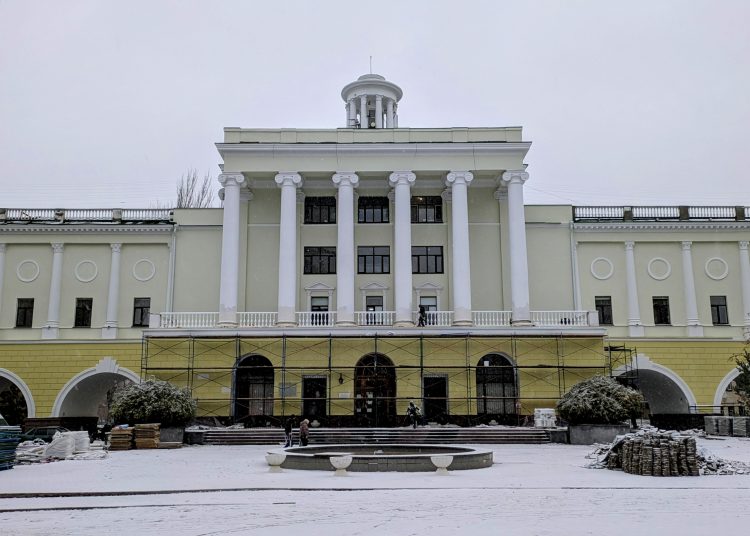 Знаменитый бельведер Донецкой травматологии обрёл прежний вид Знаменитый бельведер Донецкой травматологии обрёл прежний вид