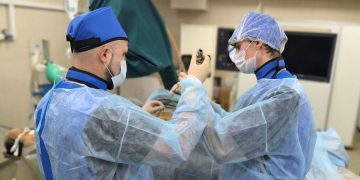 Донецкая больница им. Калинина получила высокотехнологичное оборудование