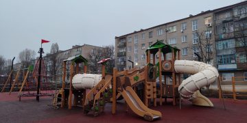 В Докучаевске завершили реконструкцию улицы Ленина