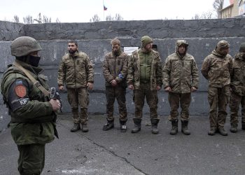 Наёмники в роли палачей: заградотряды добивают украинских солдат