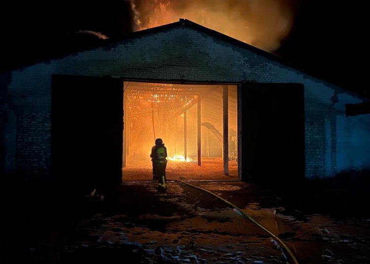 Российская авиация поразила штаб ВСУ в Константиновке Российская авиация поразила штаб ВСУ в Константиновке