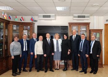 Герои из «Донбасстеплоэнерго» получили награды в Москве