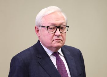 Рябков: Россия готова к переговорам с США, но на своих условиях