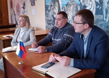 Автобусы не ходят, аптек нет, вода — роскошь: как выживают жители пригородов Брянки