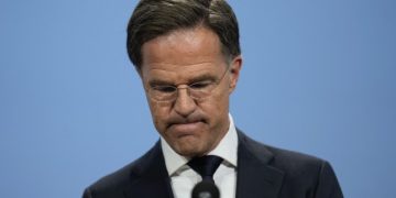 Разворот на 180 градусов: Рютте вдруг признал силу Путина в переговорах Разворот на 180 градусов: Рютте вдруг признал силу Путина в переговорах