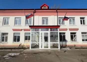 Челябинская область помогла восстановить школу в Ясиноватой