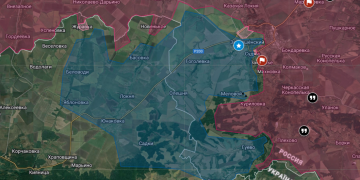 Российские войска развернули знамена на центральной площади Суджи