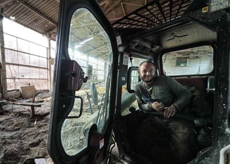 Из «Орлёнка» в «Воина»: в Мариуполе строят новый лагерь Из «Орлёнка» в «Воина»: в Мариуполе строят новый лагерь