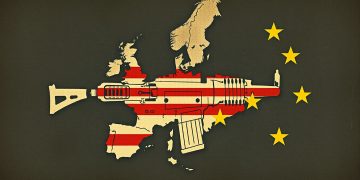 Боец ВС РФ отбил украинский FPV-дрон прикладом автомата
