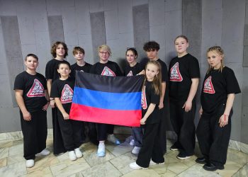 Снежнянские ребята покорили КВН в Чите: второе место и путевка в финал