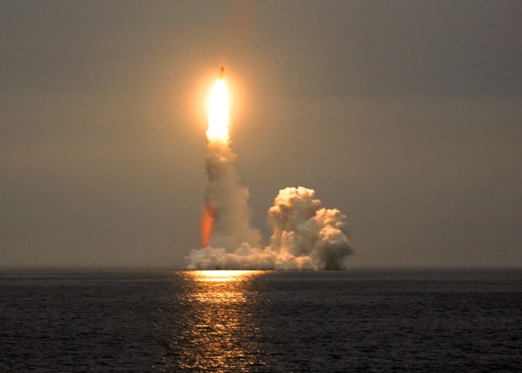 «Орешник» угрожает НАТО даже без ядерного удара «Орешник» угрожает НАТО даже без ядерного удара