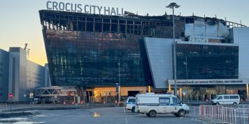 Память о трагедии: год со дня теракта в «Крокус Сити Холле»