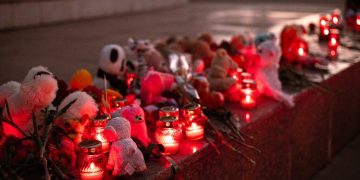 Луганская молодёжь почтила память жертв теракта в «Крокус Сити Холле»