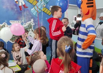 «Больше врачей не боюсь»: игровая комната открылась в детской больнице ЛНР