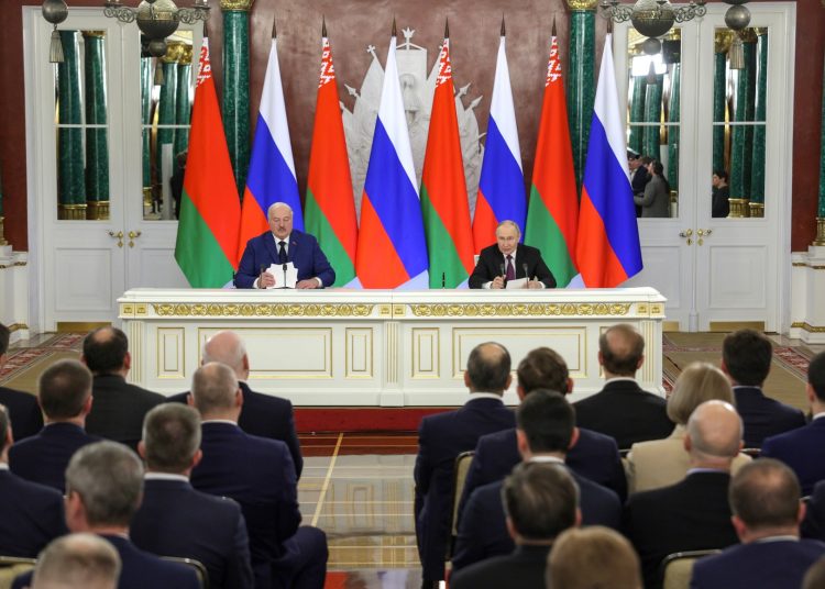 Путин: Кто даст гарантии на 2000 километров фронта Путин: Кто даст гарантии на 2000 километров фронта