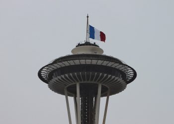 Франция собралась потратить еще €195 млн замороженных российских активов на Украину