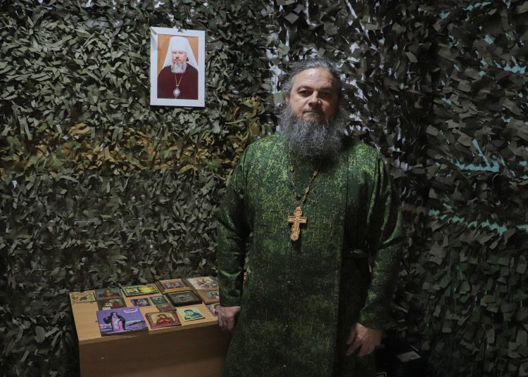 Пасха под градами: история военного священника на фронте