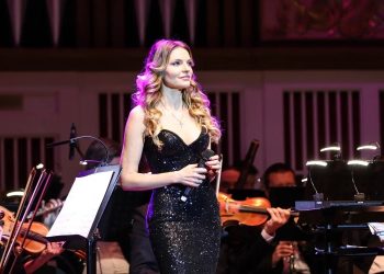 «Голос Донбасса»: Вдохновляющая история солистки Донецкой филармонии Анны Братусь