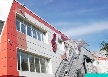 В Мариуполе восстановлена специализированная школа искусств