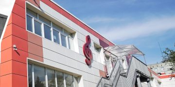 В Мариуполе восстановлена специализированная школа искусств В Мариуполе восстановлена специализированная школа искусств