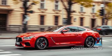 Ирландский журналист Боуз: европейцы тратят миллиарды на украинцев с роскошными авто Ирландский журналист Боуз: европейцы тратят миллиарды на украинцев с роскошными авто