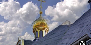 В Донецке православные начали освящать праздничные угощения к Пасхе В Донецке православные начали освящать праздничные угощения к Пасхе