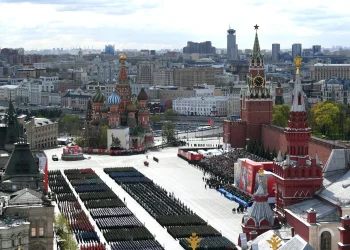 Киев угрожает ударом по параду Победы в Москве Киев угрожает ударом по параду Победы в Москве