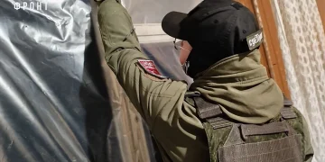 Молодёжка Народного Фронта помогла дончанам после взрыва украинского снаряда