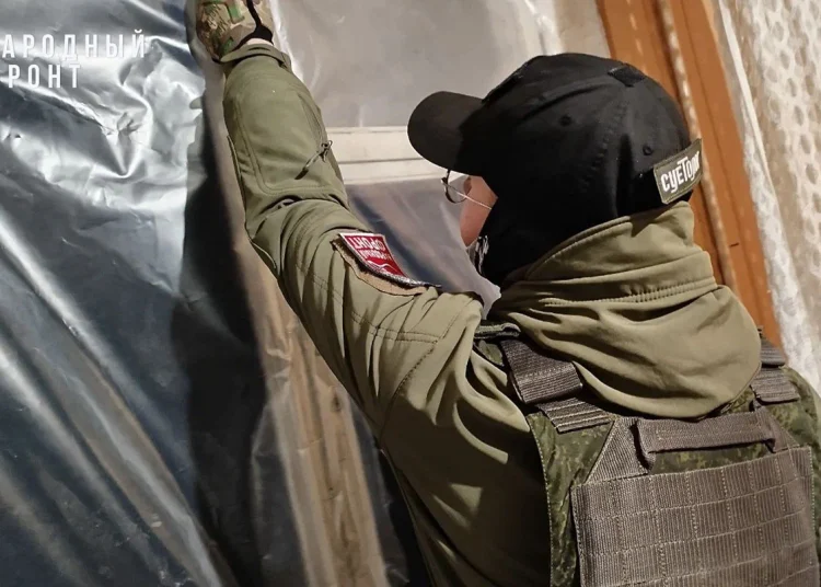 Молодёжка Народного Фронта помогла дончанам после взрыва украинского снаряда