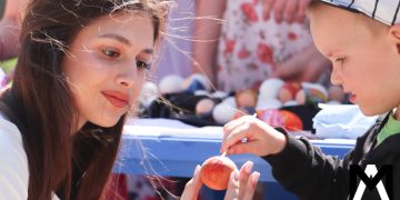 В Донецке состоялся фестиваль, приуроченный к предстоящему празднованию Пасхи В Донецке состоялся фестиваль, приуроченный к предстоящему празднованию Пасхи