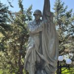 В Комсомольском отремонтировали мемориал павшим воинам
