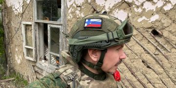 Финский журналист попал под обстрел ВСУ: «Перемирия нет — идёт охота» Финский журналист попал под обстрел ВСУ: «Перемирия нет — идёт охота»